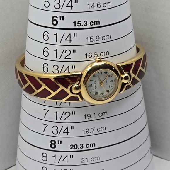 Womens Vintage Gruen Watch Gold Tone Red Enamel Bracelet Quartz New Battery Runs main image 11